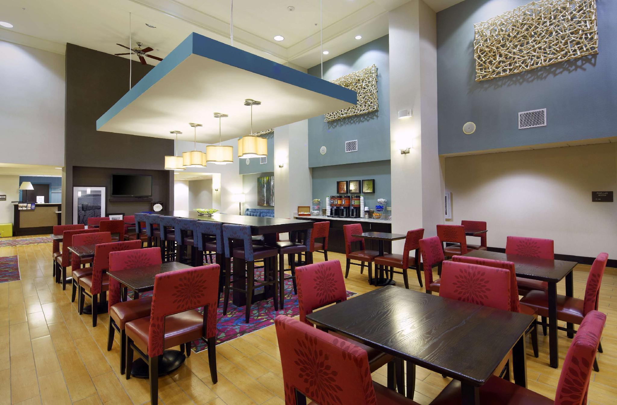 Hampton Inn & Suites Clearwater St Petersburg Ulmerton Road Fl Экстерьер фото